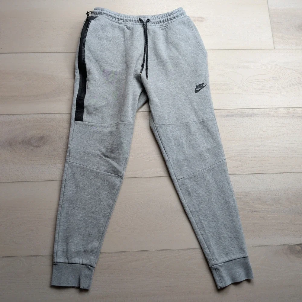 Nike Tech Fleece Joggers Mens Medium Gray Sportswear Athleisure‎ Sweatpants Gym